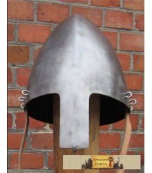 Helmet from Lednica